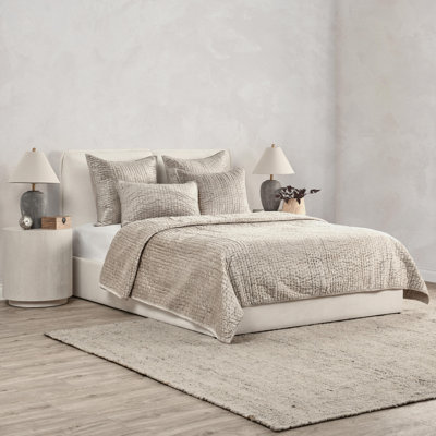 Bari 4-Piece Velvet Rayon Quilt Set