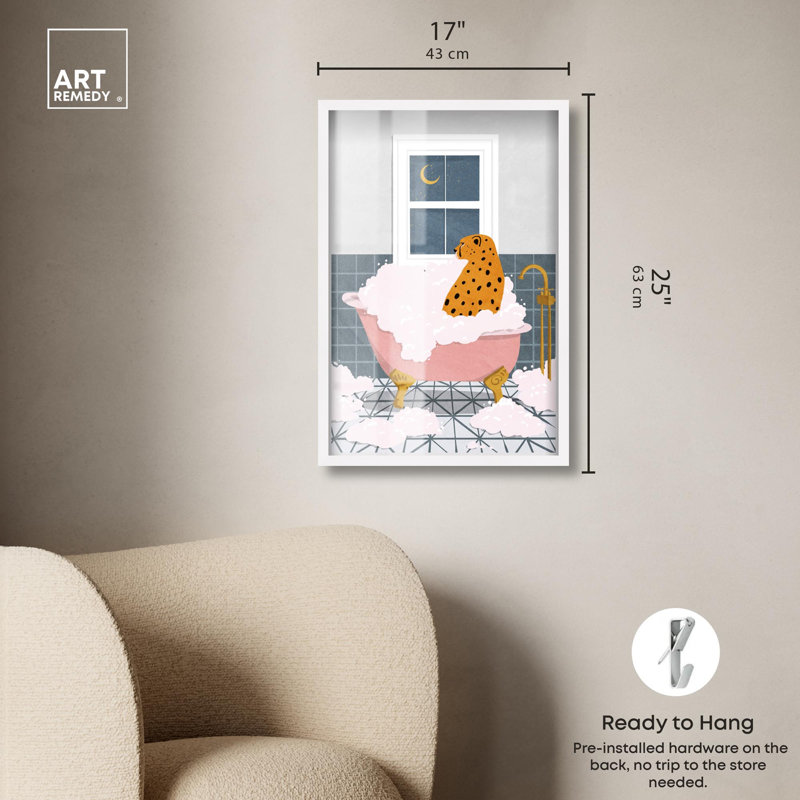 «Bathtime Cheetah at Night Shadowbox Print Trendy Bathroom Art» par Art Remedy, H 25 po x l 17 po, Blanc