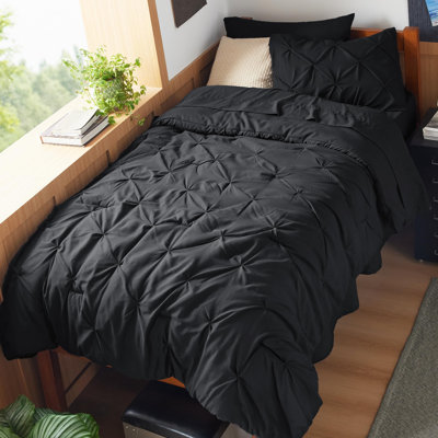 Bedsure GentleSoft® Pintuck Pinch Pleat Bed-In-A-Bag (Set Of 5 Or 7) 89Gsm