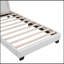 Lit plateforme tapissier en cuir avec ornement en forme de lapin-763780380-763780371