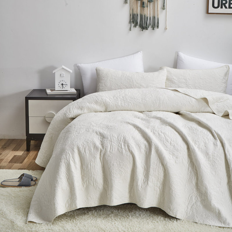 Modern & Contemporary Cotton Quilt Set