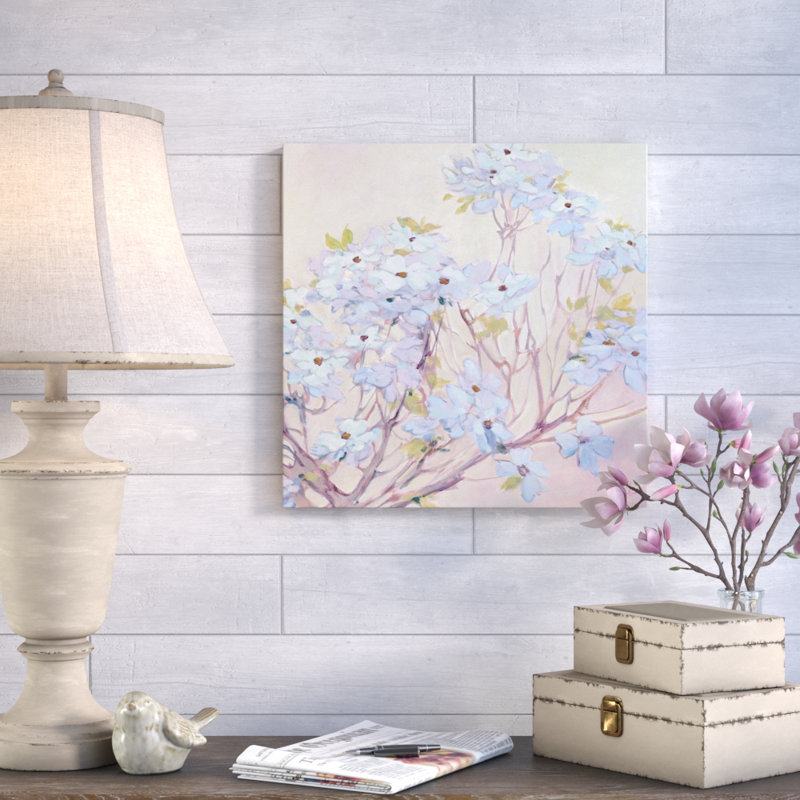Spring Dogwood II par Julia Purinton - Estampe numérique sur toile tendue avec châssis, H 18 po x l 18 po x P 1,5 po