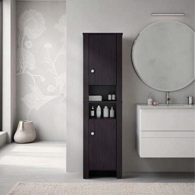 Armoire haute haute avec compartiments fermés