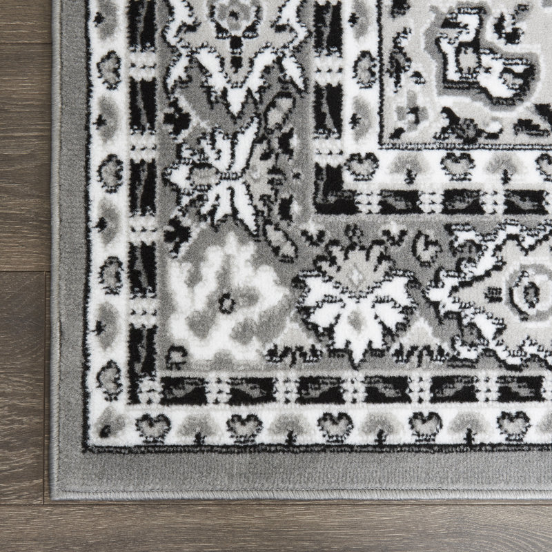 Modena Oriental Indoor Rug, Runner 1'9" x 7'2"