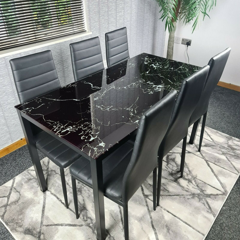 Fritzsche 6 - Person Dining Set