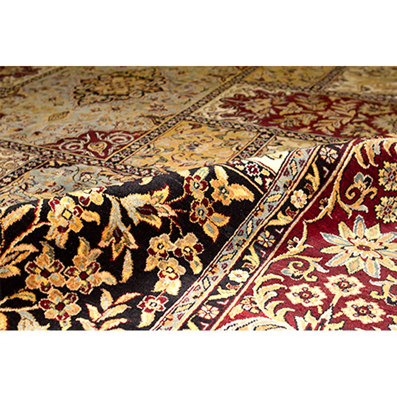 Wool Oriental Area Rug in Brown/Red/Beige/Light Blue