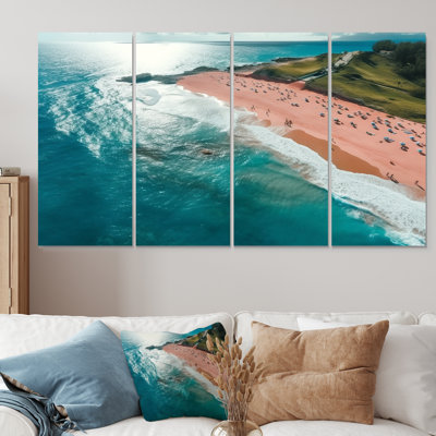 Bleu et rose plage vue aérienne IV - plage et océan 4 pièces, art mural