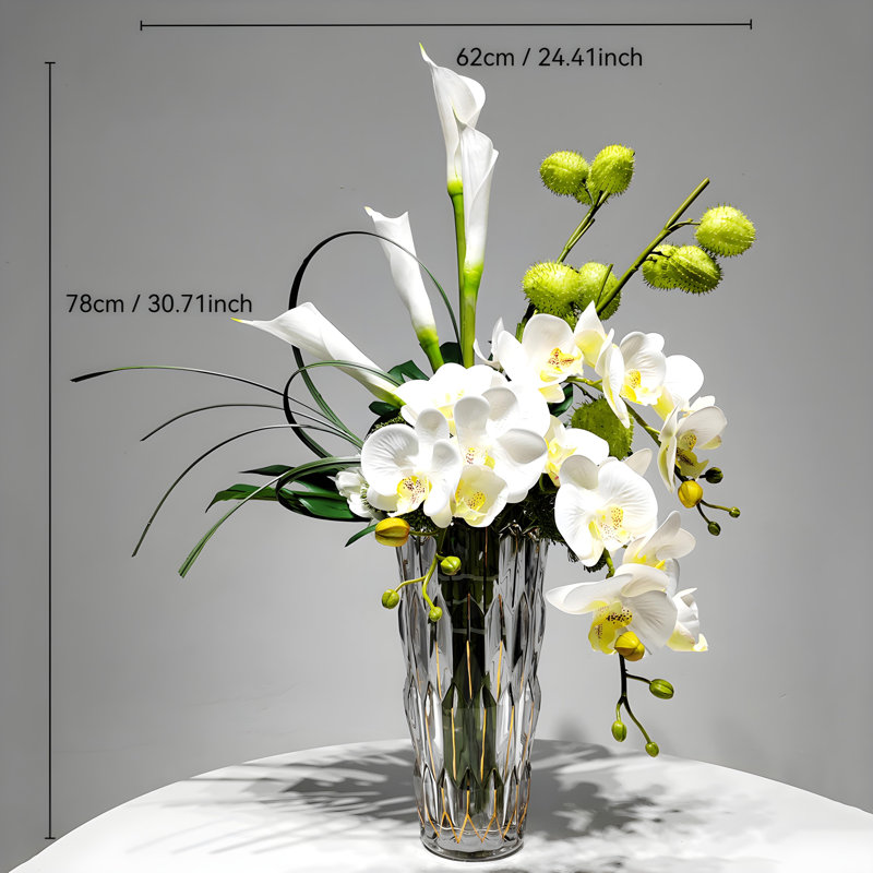 Ornements de fleurs simulées
