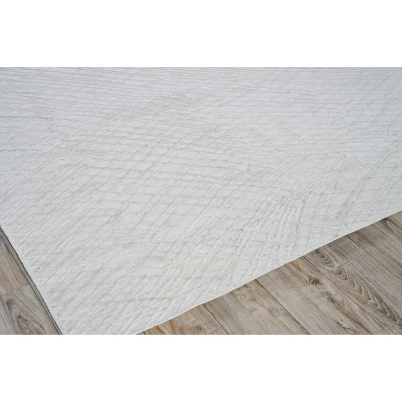 Crescendo Handmade Hand Loomed Rayon From Bamboo Silk And Cotton Ivory Area Rug, Rectangle 2' x 3'