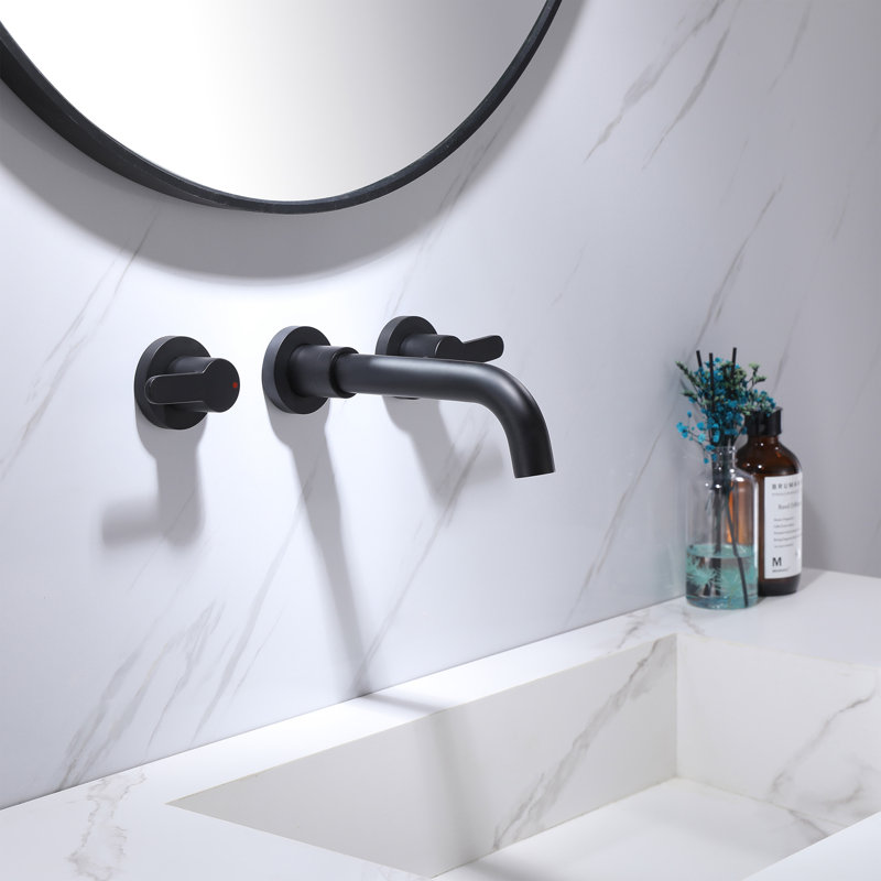 Robinet de salle de bain mural