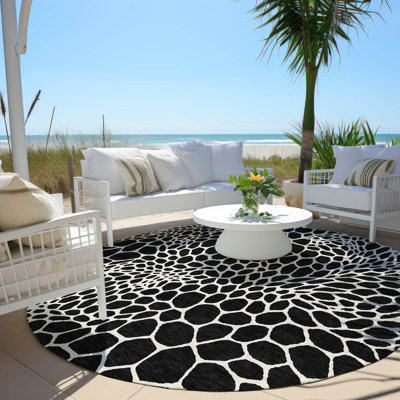 Colwart Geometric Indoor / Outdoor Rug