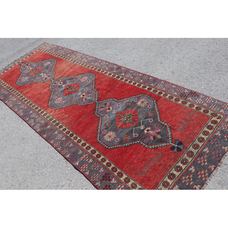 Tapis de couloir turc authentique fait à la main avec des motifs rouges et géométriques pour un décor bohémien et un tapis en laine unique, art anatolien