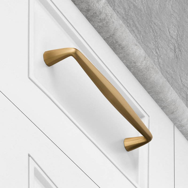 Burbridge Bar / Handle Pull, 7.56", Brush Brass