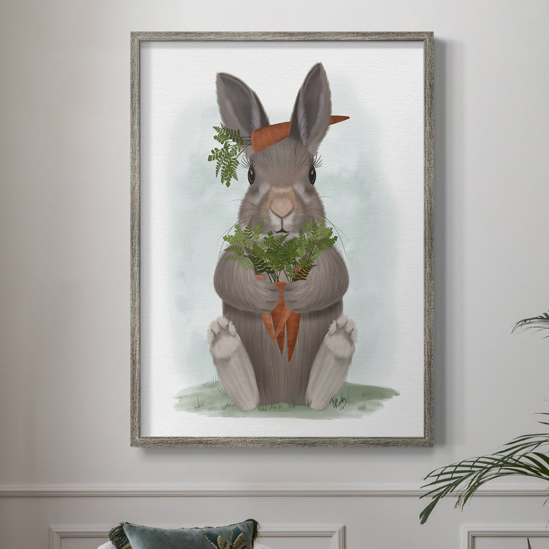 «Rabbit Carrot Hug», reproduction encadrée - bois massif, H 11 po x l 9 po