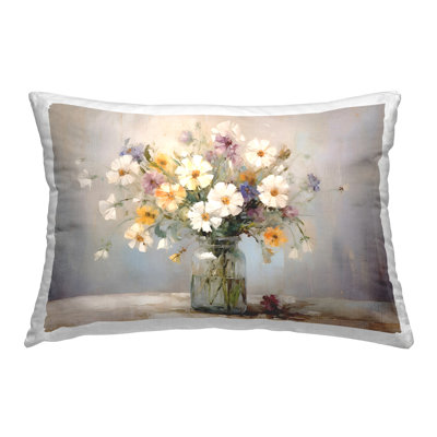 Coussin décoratif imprimé Wildflowers in Glass Jar par Franklyn Gregory
