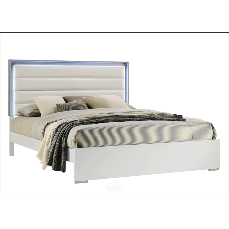 Contemporary Style Queen Bed
