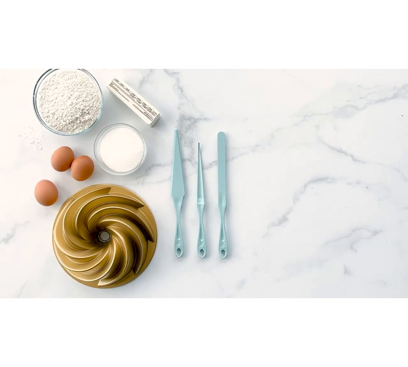 Nordic Ware Light Blue 3-Piece Bundt Cake Tool Set