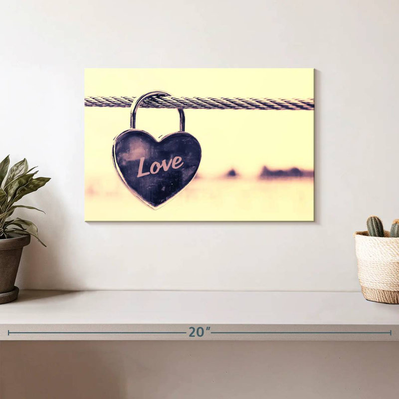 Hardie Love Locked, 8" H x 12" W