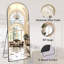Miroirs muraux surdimensionnés arqués-772007916-673559872