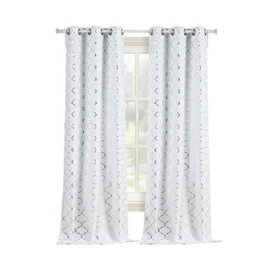 Vola 2pck Cotton Blend Shabby Quatrefoil Luxurious Grommet Curtain Panels