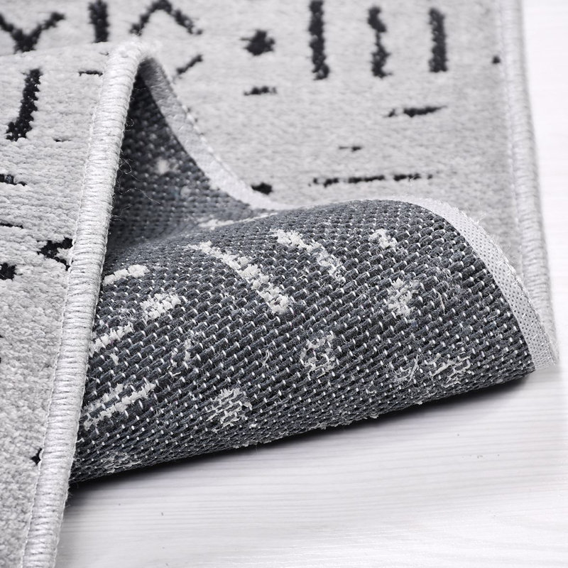 Modern/Abstract Gray Machine Washable Non-Slip Area Rug, Runner 3'3" x 6'6"