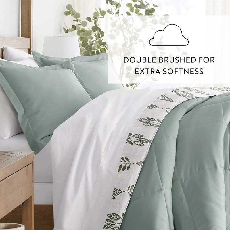 Twin White Down Alternative Microfiber Reversible Comforter Set