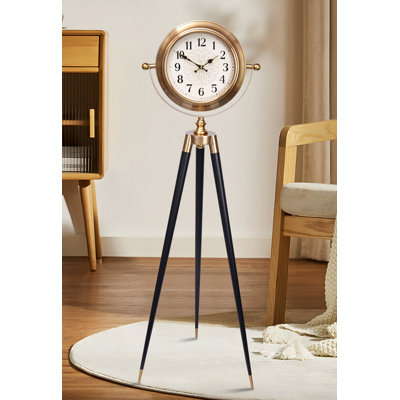 American-style Light Luxury Silent Three-legged Floor Clock