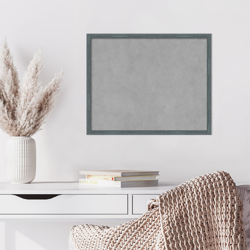 Tableau magnétique encadré étroit bleu-gris rustique, H 17 po x l 21 po