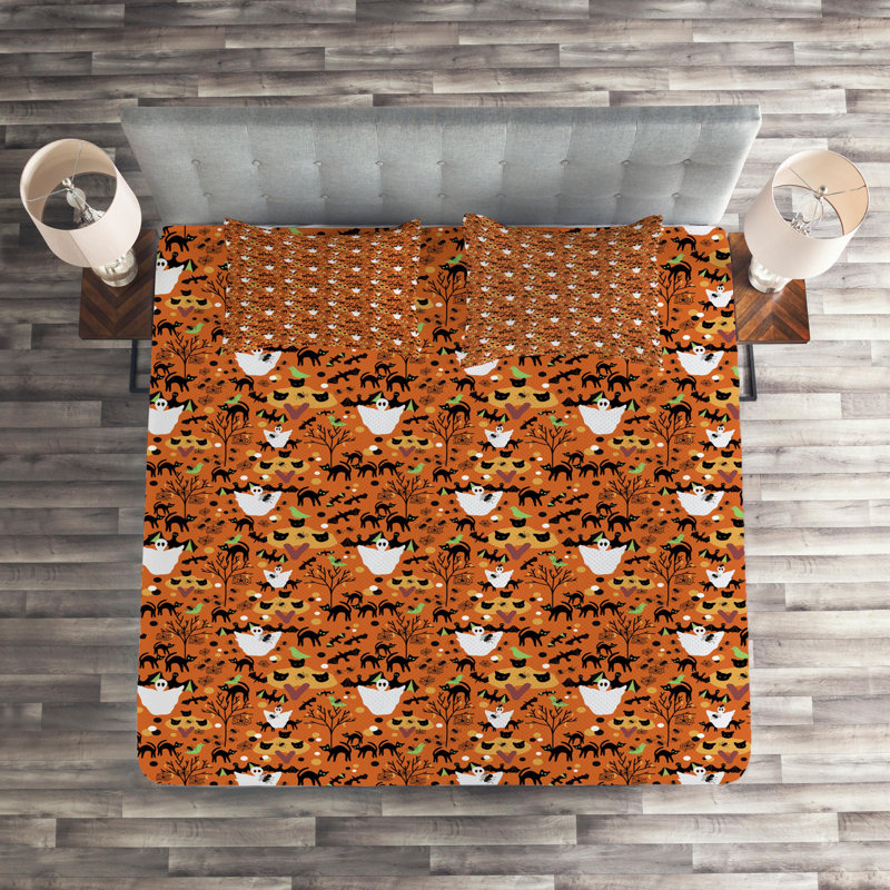 Halloween Farmhouse / Country Coverlet