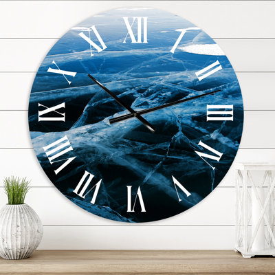 Blue and White Ice Structure II - Horloge murale moderne