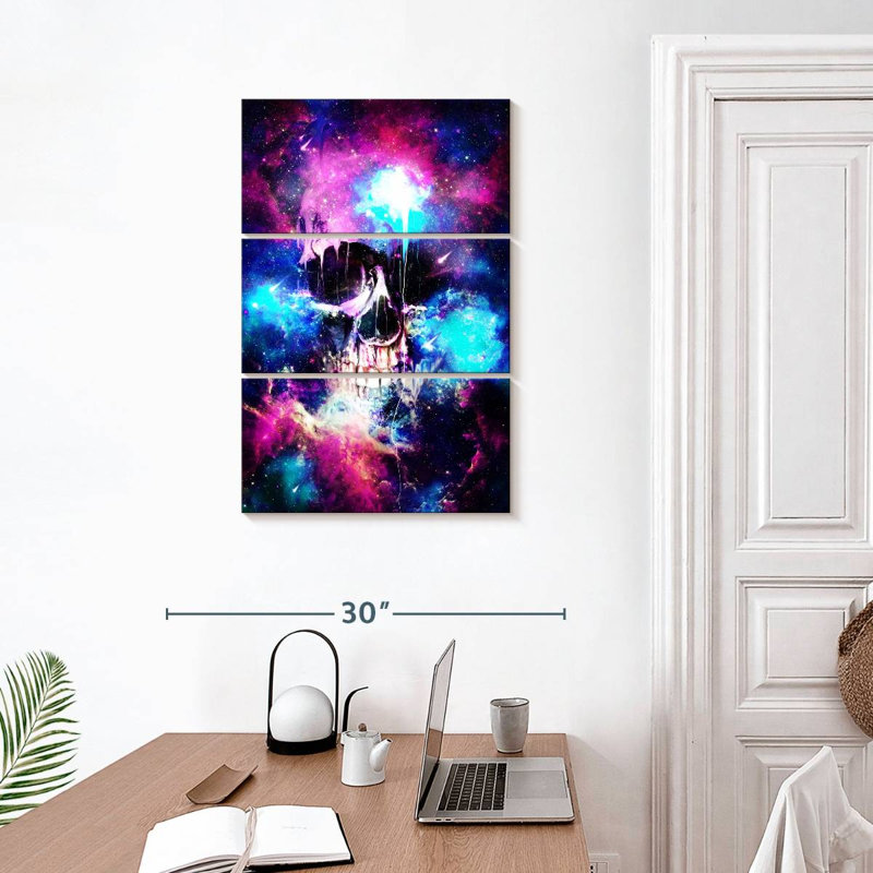 Crâne de l'espace Kerner I, H 32 po x l 20 po