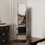 Miroir pivotant 360 ° pivotant sur 66 po x 14 po Pleine longueur avec miroir et support de rangement Portemanteaux-118088331