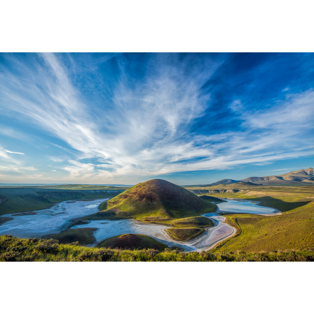 Meke See und Berge von slide - Leinwandbild