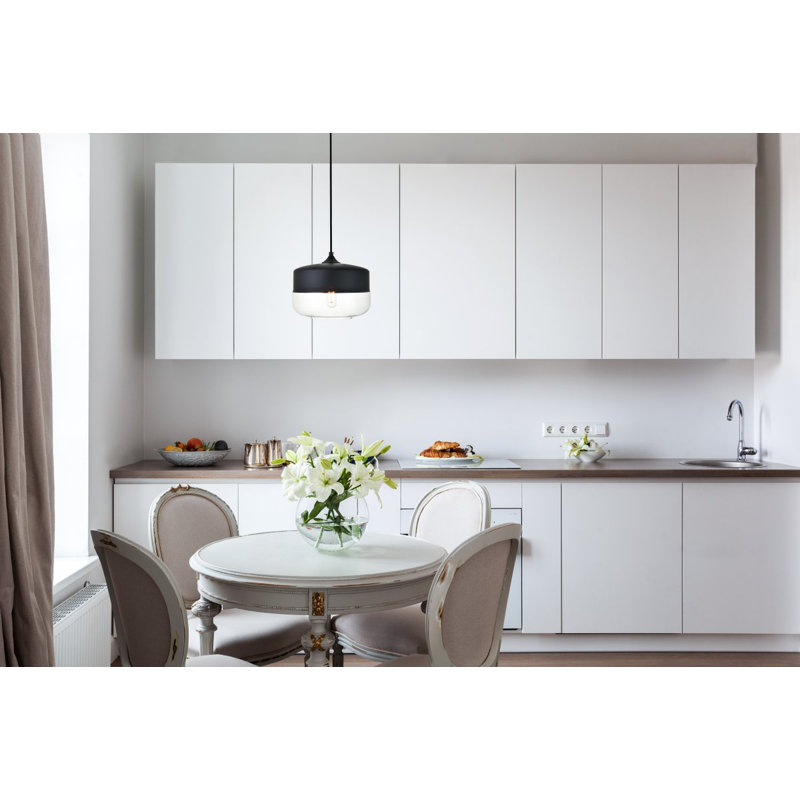 Luminaire suspendu simple à 1 lumière Chamberland, H 8,7 po x l 9,8 po x P 9,8 po, Noir