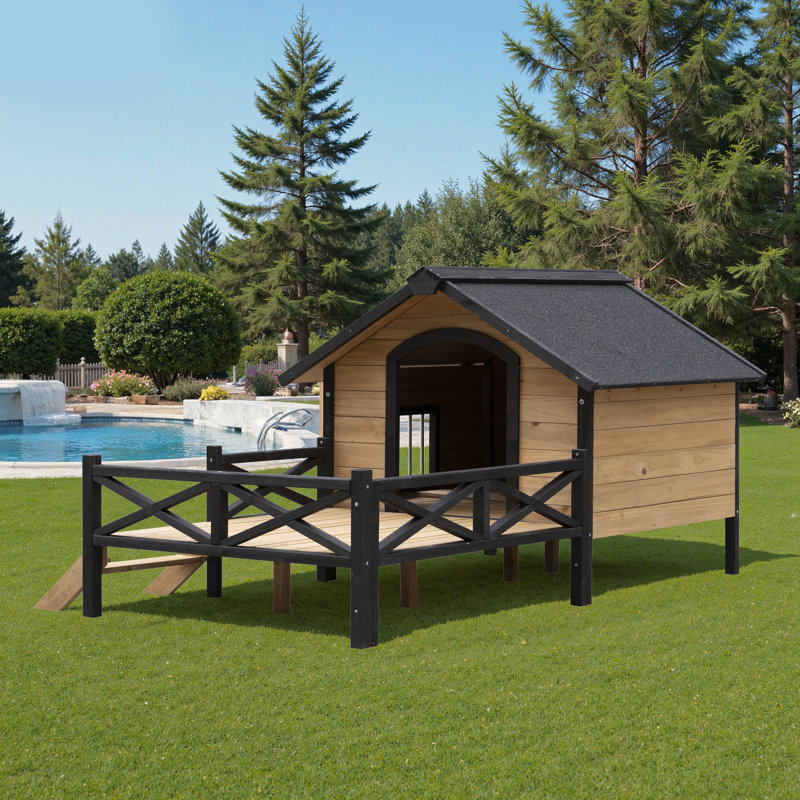 Grand chenil extérieur en bois de style chalet avec porche, Miel incorrect