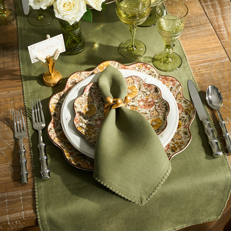Berry Scallop 18" x 90" Table Runner, Sage