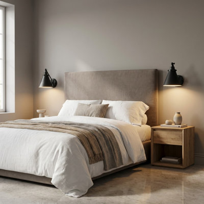 Wellfleet One-Arm Cone Sconce