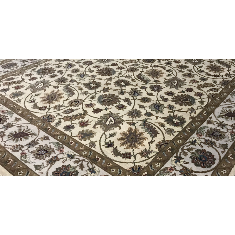 Tapis doré et ivoire de haute qualité noué à la main