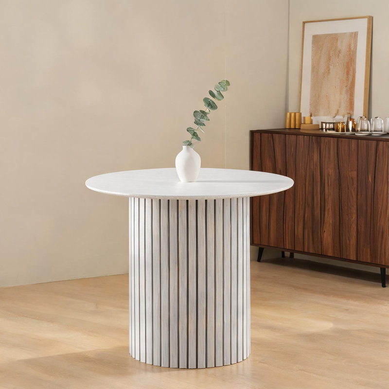 Table de salle à manger ronde en MDF blanc doux pour 4 personnes, style minimaliste moderne avec base en tréteaux