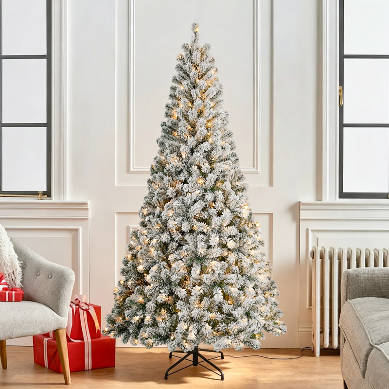 Arbre de Noël artificiel pré-éclairé enneigé, 5' H