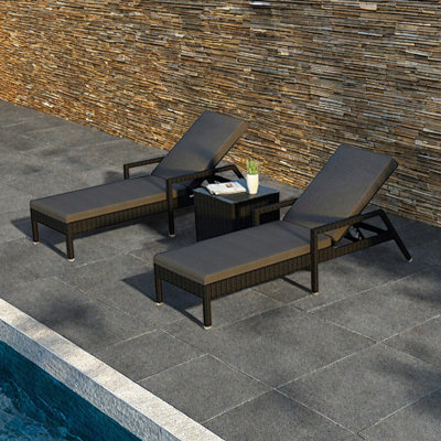 Outdoor swimming pool leisure lounge chair