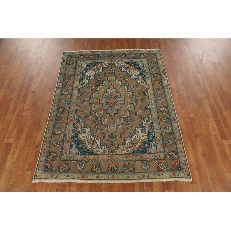Tapis traditionnel brun 5 x 6