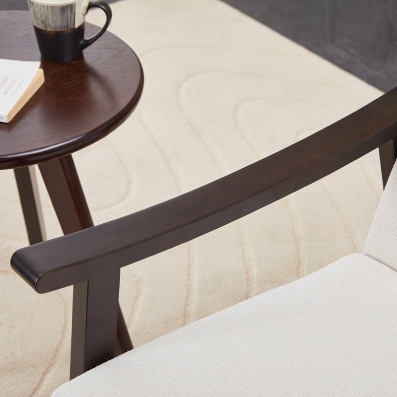 Fauteuil moderne d'inspiration médiévale avec dossier haut, Blanc ancien