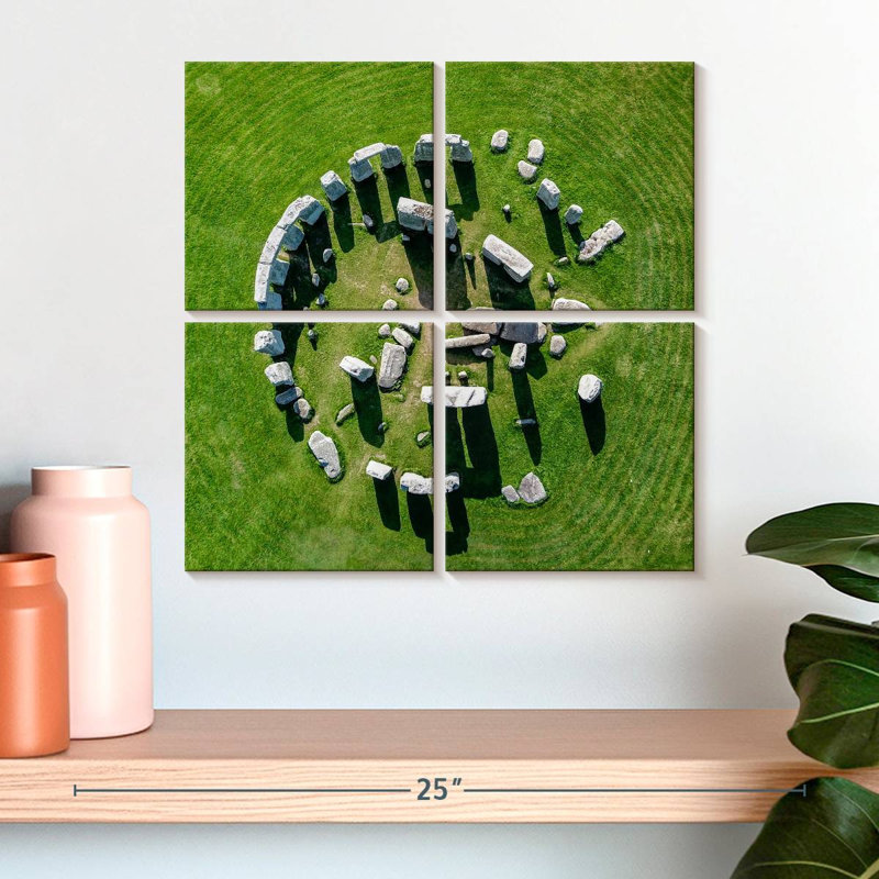 Nicci Stonehenge d'en haut, H 18 po x l 18 po