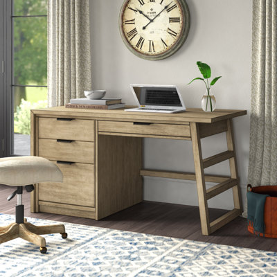 Bureau Bridgnorth avec prises intégrées