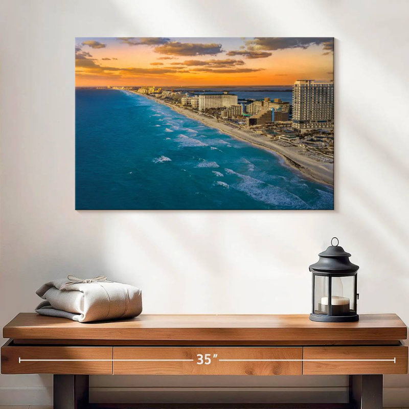 Gillard Cancun Seaside Town