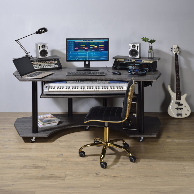 Bureau Eleazar Music Studio, Chêne noir