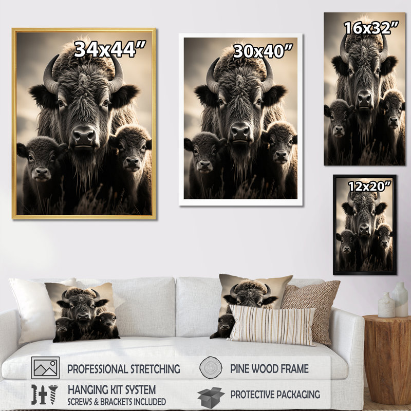Bison Bison Family Bond - Bison, reproduction d'art encadrée, H 20 po x l 12 po x P 1 po, Cadre flottant doré