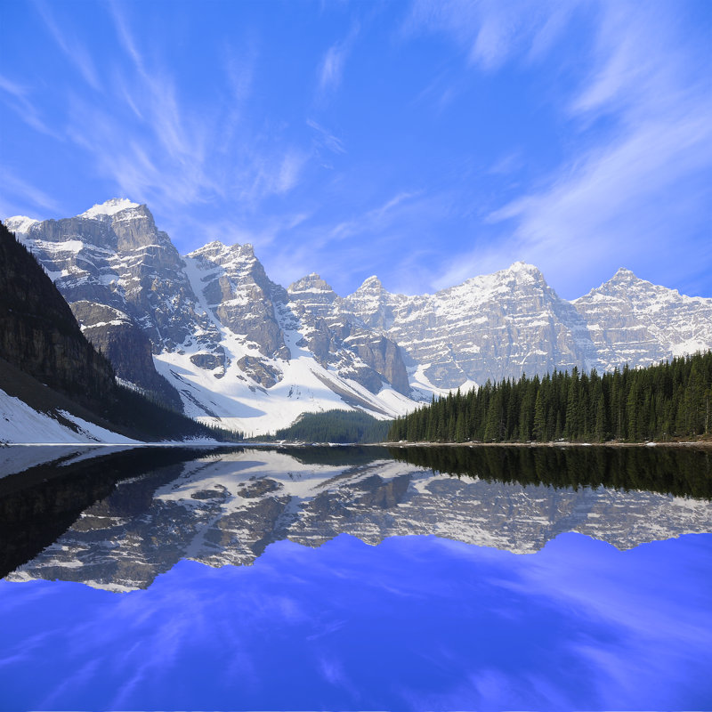 «Moraine Lake» par Serjio74 - reproduction d'art sur toile tendue, L 12 po x H 12 po