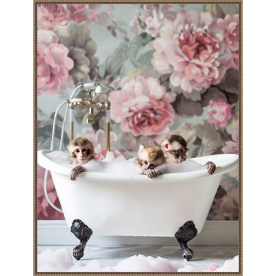 «Blossom Bath» par Hostetter, reproduction d'art sur toile encadrée